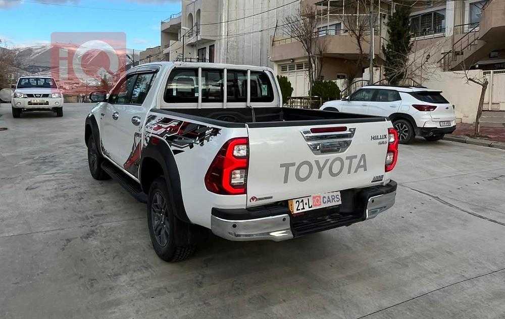 تويوتا هايلوكس